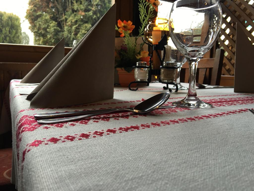 Kis-Duna Motel & Camping Mosonmagyaróvár Exteriör bild